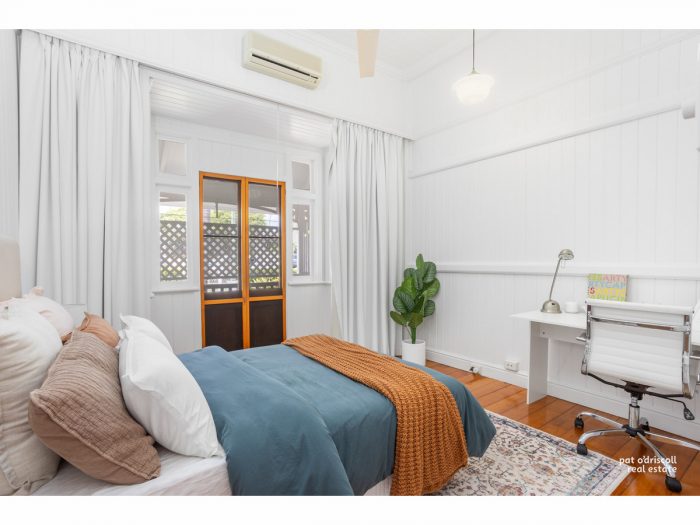 9 Talford St, The Range QLD 4700, Australia