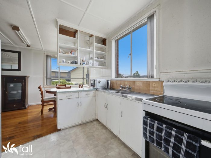 51 Cleburne St, Claremont TAS 7011, Australia