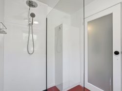 6 Crooke St, Port Huon TAS 7116, Australia