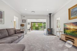 49 Douglas Haig St, Oatley NSW 2223, Australia