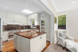 49 Douglas Haig St, Oatley NSW 2223, Australia