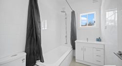 38 Eric St, Taree NSW 2430, Australia
