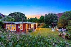 42 Field Way, Waikanae Beach, Kapiti Coast, Wellington, 5036, New Zealand