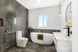 80 Lowanna Ave, Forresters Beach NSW 2260, Australia