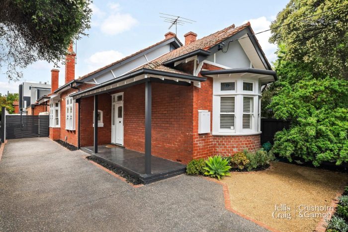 5 Hartpury Ave, Elwood VIC 3184, Australia