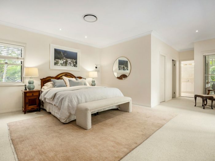 72 Tristania Rd, Chapel Hill QLD 4069, Australia