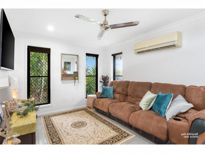 36 Geoff Wilson Dr, Norman Gardens QLD 4701, Australia