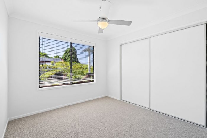 7 Barclay Cl, Kariong NSW 2250, Australia