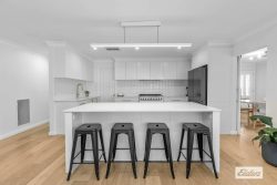 10 Kincora Pl, Bourkelands NSW 2650, Australia