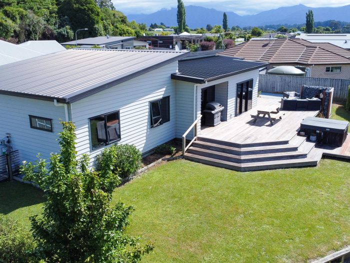 31 Kohikiko Place, Pohara, Tasman, Nelson / Tasman, 7183, New Zealand