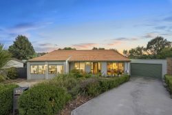 12 Lodder Pl, Chisholm ACT 2905, Australia