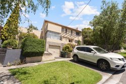 10 Lyndhurst Ave, North Hobart TAS 7000, Australia