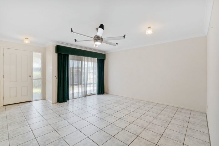 Unit 1/6 Merlot Ct, Tweed Heads South NSW 2486, Australia