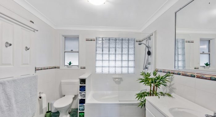 17 Neville St, Glendale NSW 2285, Australia