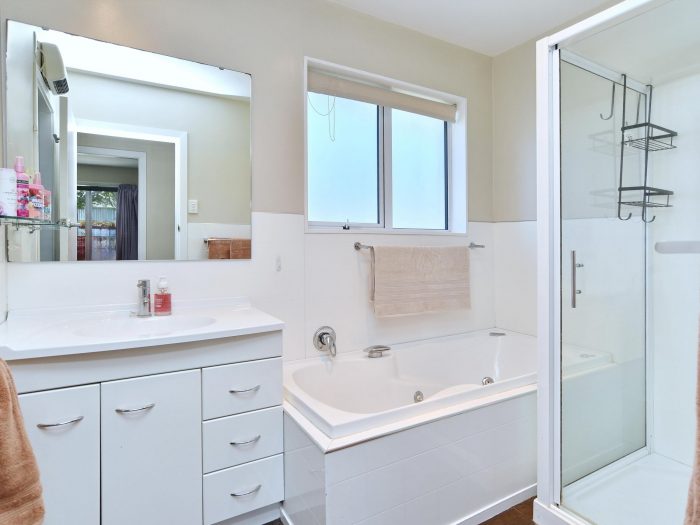 27 Niagara street, Wainoni, Christchurch City, Canterbury, 8061, New Zealand