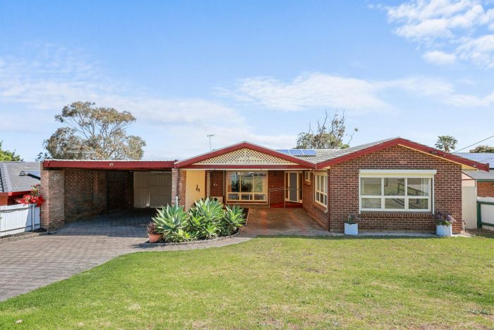 45 Norfolk Ave, Victor Harbor SA 5211, Australia