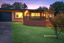 4 Park St, Drouin VIC 3818, Australia
