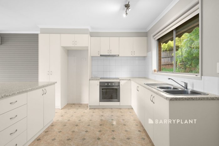 4 Park St, Drouin VIC 3818, Australia