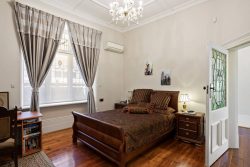 2 Denmark St, Kew VIC 3101, Australia