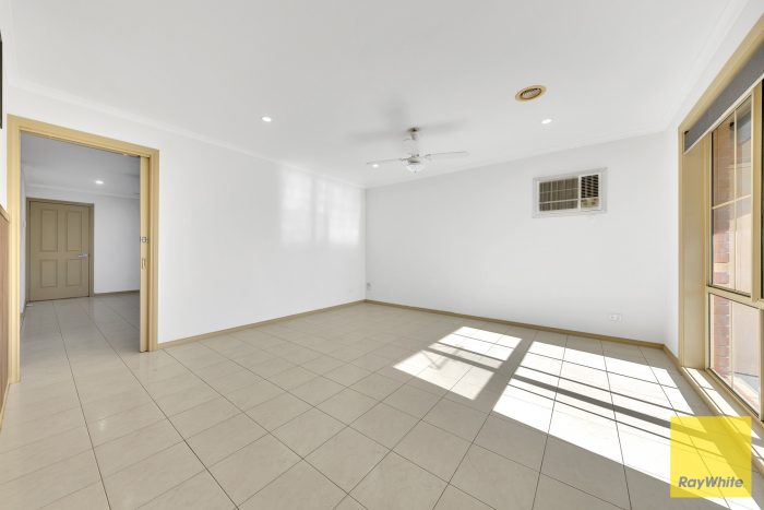 27 Quarrion Ct, Hoppers Crossing VIC 3029, Australia