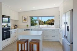 104 Raukawa Road, Peka Peka, Kapiti Coast, Wellington, 5391, New Zealand