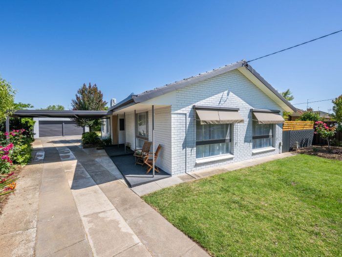 26 Sanderson St, Shepparton VIC 3630, Australia