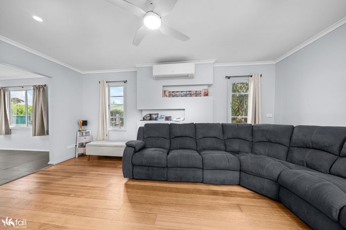 41 Schouten St, Warrane TAS 7018, Australia