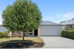 13 Canopy Cct, Forrestfield WA 6058, Australia