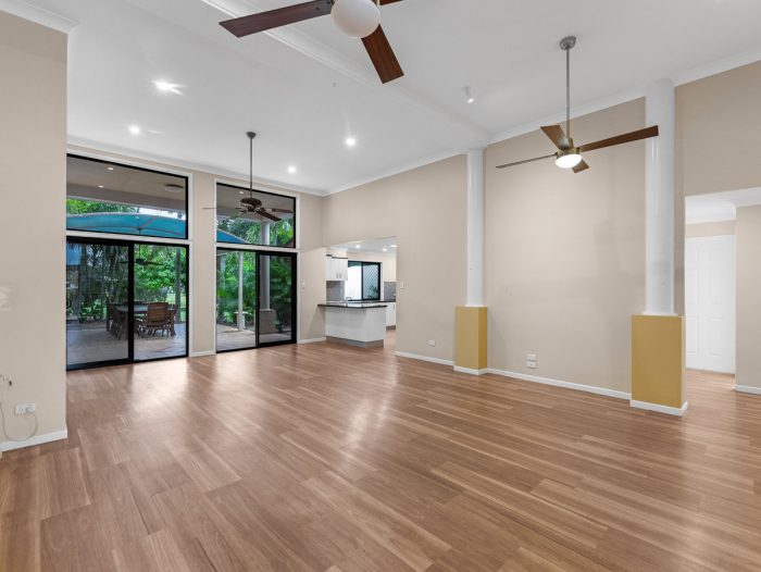 37 Ocean Park Dr, Dundowran Beach QLD 4655, Australia
