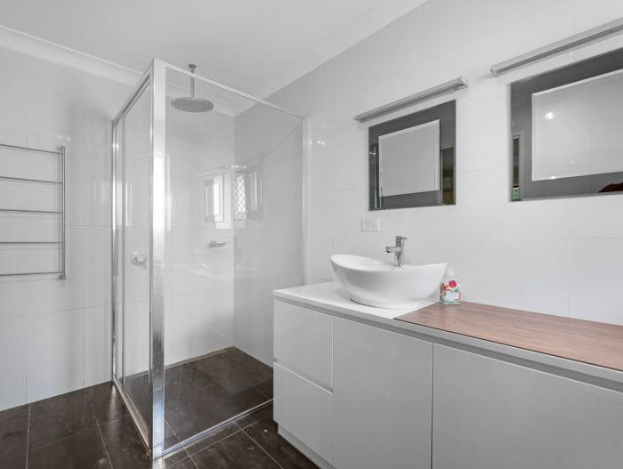 37 Ocean Park Dr, Dundowran Beach QLD 4655, Australia
