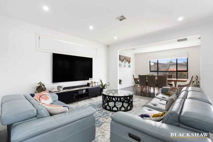 7 Willesee Rise, Coombs ACT 2611, Australia