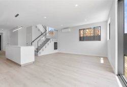 9 Wira Lane, Silverdale, Rodney, Auckland, 0932, New Zealand