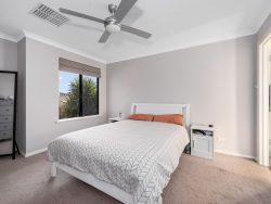 19 Yilkarri Parade, Karlkurla WA 6430, Australia