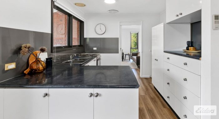 26 Zeinert St, Wodonga VIC 3690, Australia