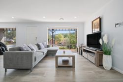 10A Hansen Cct, Isaacs ACT 2607, Australia