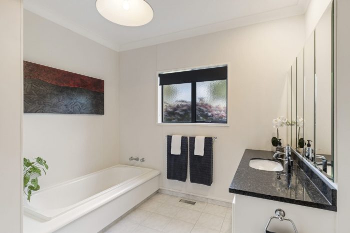63A Karina Road, Merrilands, New Plymouth, Taranaki, 4312, New Zealand