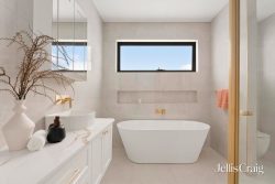 116A Lebanon St, Strathmore VIC 3041, Australia