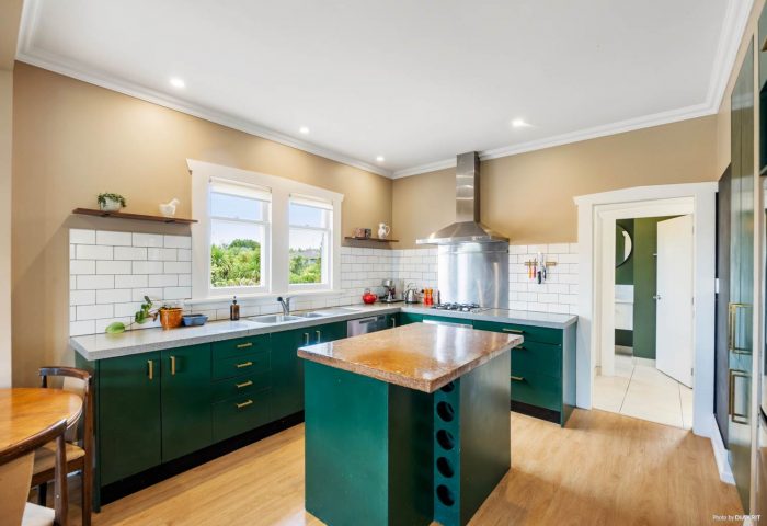 94 Alfriston Road, Manurewa, Manukau City, Auckland, 2105, New Zealand