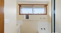 3 Allambie Cres, Ulverstone TAS 7315, Australia