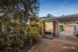 8 Aruma Ct, Burwood East VIC 3151, Australia