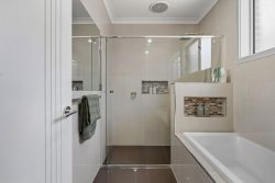 14B Acacia Ave, Campbelltown SA 5074, Australia