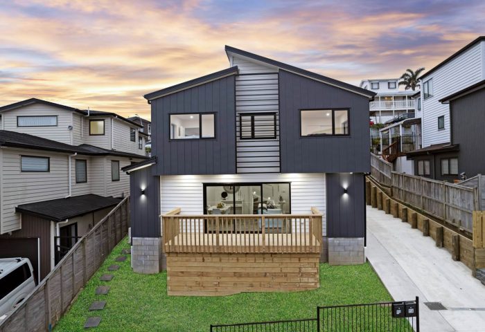 9B Lawson Creek Street, Massey, Waitakere City, Auckland, 0614, New Zealand