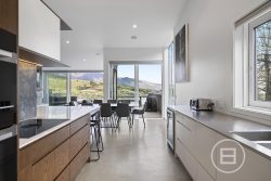 9B Saint Matthews Place Queenstown Hill Queenstown-Lakes Otago 9300 New Zealand