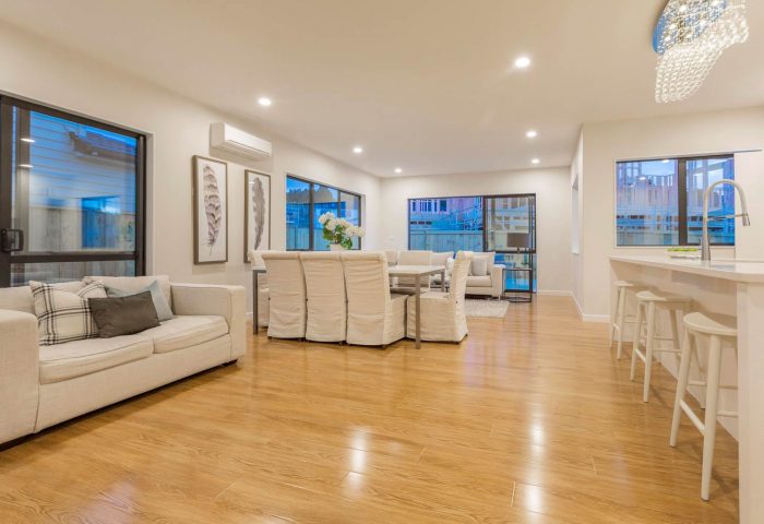 6 Barnesmore Road, Flat Bush, Manukau City, Auckland, 2019, New Zealand
