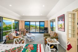 25 Bay Vista Drive Pōhara Tasman Nelson / Tasman 7183 New Zealand