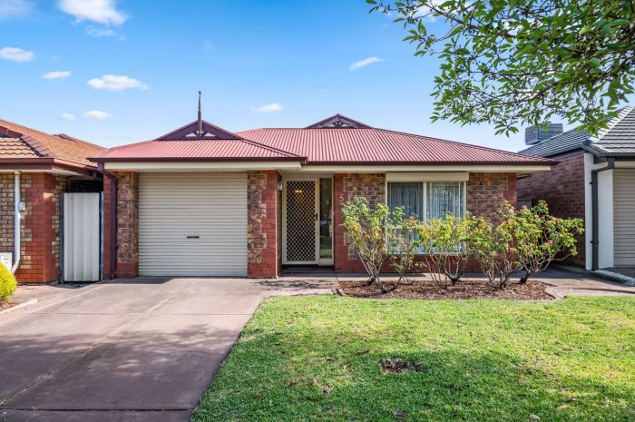 5 Burchmore Ct, Blair Athol SA 5084, Australia