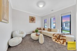 15 Cushion Wy, Tarneit VIC 3029, Australia