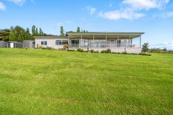 460 Dry Poles Rd, Ellendale TAS 7140, Australia