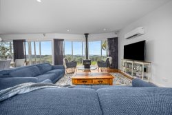 460 Dry Poles Rd, Ellendale TAS 7140, Australia