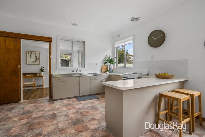 76 Dunkeld Ave Sunshine North VIC 3020, Australia